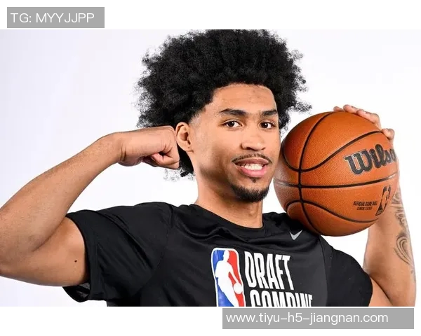 张佳玮点评浓眉与弗拉格的成长历程揭示篮球背后的成人礼意义 张佳玮点评浓眉与弗拉格的成长历程揭示篮球背后的成人礼意义