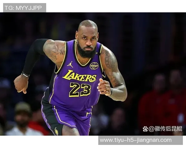 帕金斯揭秘詹姆斯日常训练安排如同总统般紧凑从早到晚忙碌不已 帕金斯揭秘詹姆斯日常训练安排如同总统般紧凑从早到晚忙碌不已