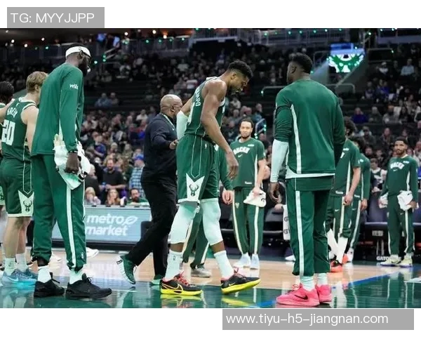 浓眉因小腿伤势缺席对阵雄鹿比赛连续第六场缺阵令人担忧 浓眉因小腿伤势缺席对阵雄鹿比赛连续第六场缺阵令人担忧