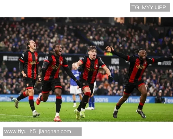 曼市双雄领跑塞梅尼奥争夺战切尔西强势加入竞争激烈局面 曼市双雄领跑塞梅尼奥争夺战切尔西强势加入竞争激烈局面