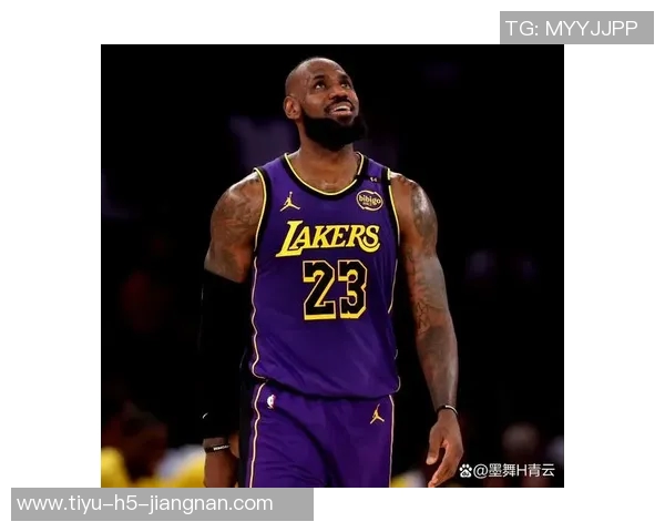 苏群分析詹姆斯未来可能提前退役或突然宣布不再参赛的多种可能性