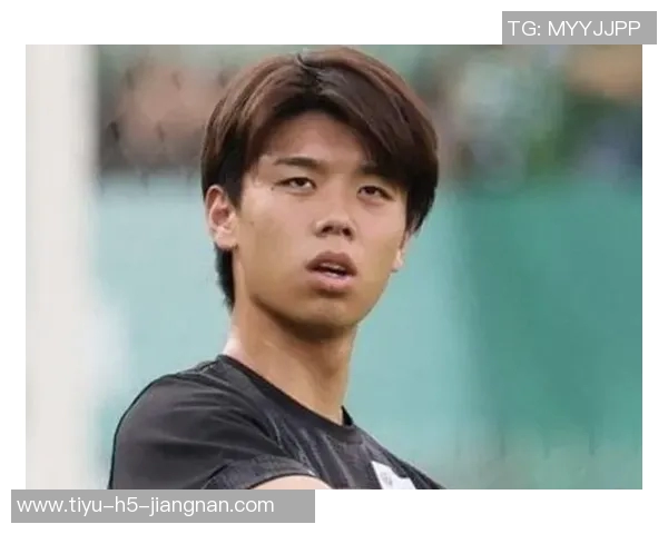 高井幸大租借加盟门兴三中卫阵容或迎来新机遇 高井幸大租借加盟门兴三中卫阵容或迎来新机遇