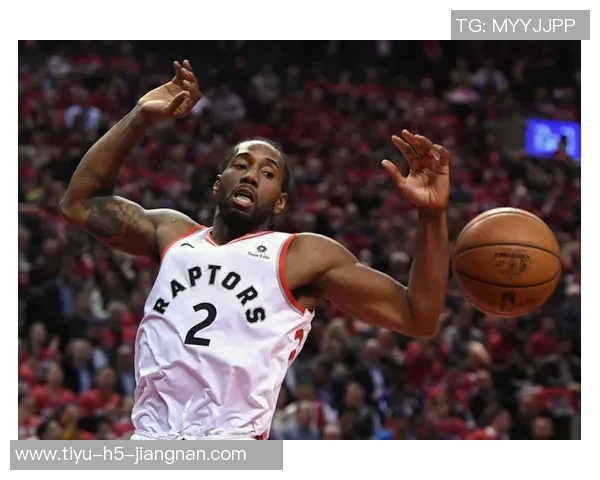 鲍威尔表现抢眼16投9中罚球全中砍下25分7篮板5助攻助队取胜