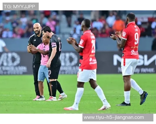 迈阿密国际2025赛季创队史新高进球纪录98球引发热议 迈阿密国际2025赛季创队史新高进球纪录98球引发热议