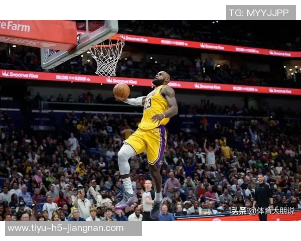 詹姆斯重返球队提升进攻实力海斯称这是对对手的又一巨大挑战 詹姆斯重返球队提升进攻实力海斯称这是对对手的又一巨大挑战