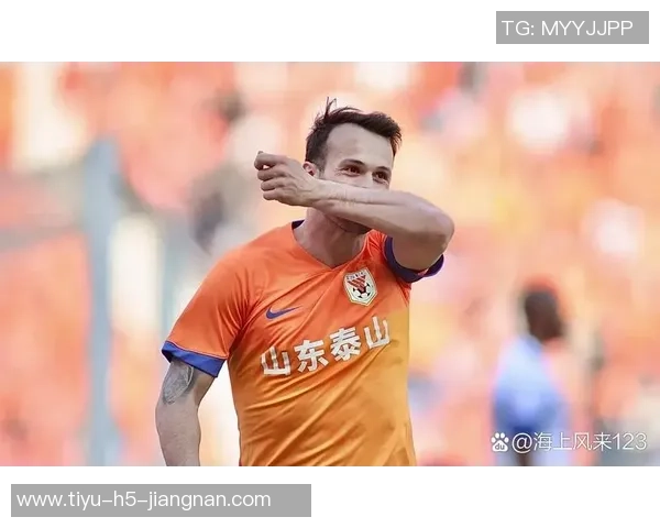 鲁媒报道克雷桑瓦科预计一周内回归新外援中卫尚未确定人选 鲁媒报道克雷桑瓦科预计一周内回归新外援中卫尚未确定人选